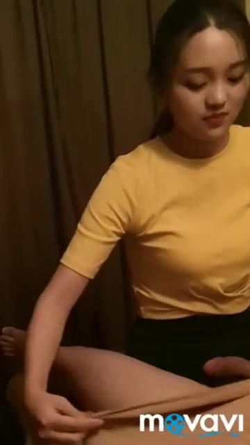 专业推油小姐姐 从陌生到熟悉，小姐姐已经对我的鸡巴掌握了很多，开始有了更多深入的对话！