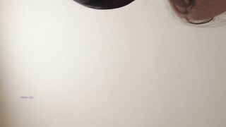 一对高颜值的情侣真实啪啪自拍流出，女生素颜都这么美，做爱时红润的脸蛋儿像极了发春发情期