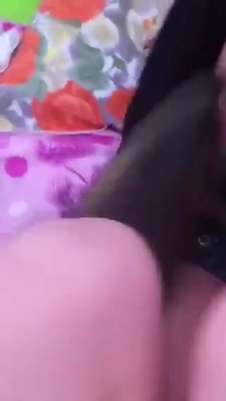 约啪人妻还害羞挡着脸