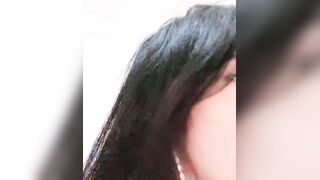 极品尤物网红美女！性感身材白色衬衣！扭腰摆臀脱光光，多毛骚逼流淫骚，近距离特写揉搓诱惑