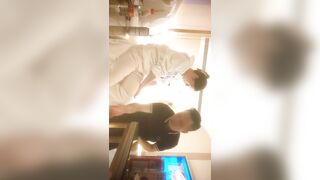 痞痞黑凌晨密码房，两对夫妻换妻，情趣游戏开档内衣，精彩刺激 (1)