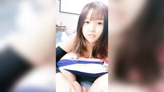 夜店极品小妹露脸让小哥连续啪啪干两次都射了真刺激，性感纹身没有几根毛的骚逼，口交大鸡巴无套爆草真骚啊