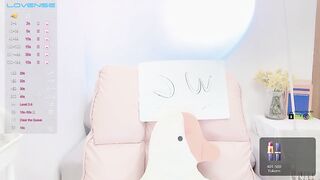 stripchat【Swag_SASA】百变小魔女~!蓝芽跳蛋~白虎骚逼 (5)