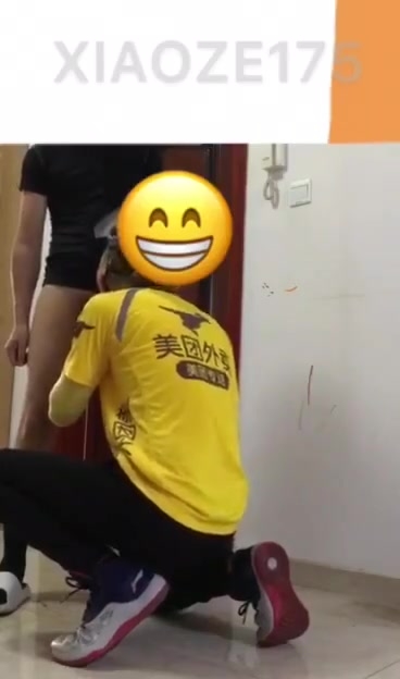美团小哥被勾引