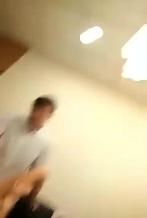 领导在公司会议室操逼自拍视频