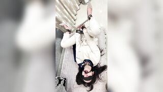 小年夜姐姐放假回来趁爸妈不在绑起来操