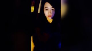 【妖精霍霍】从家中阳台到户外野战，还要车震，极品尤物御姐，美乳白虎，彻底放飞了自我 (2)