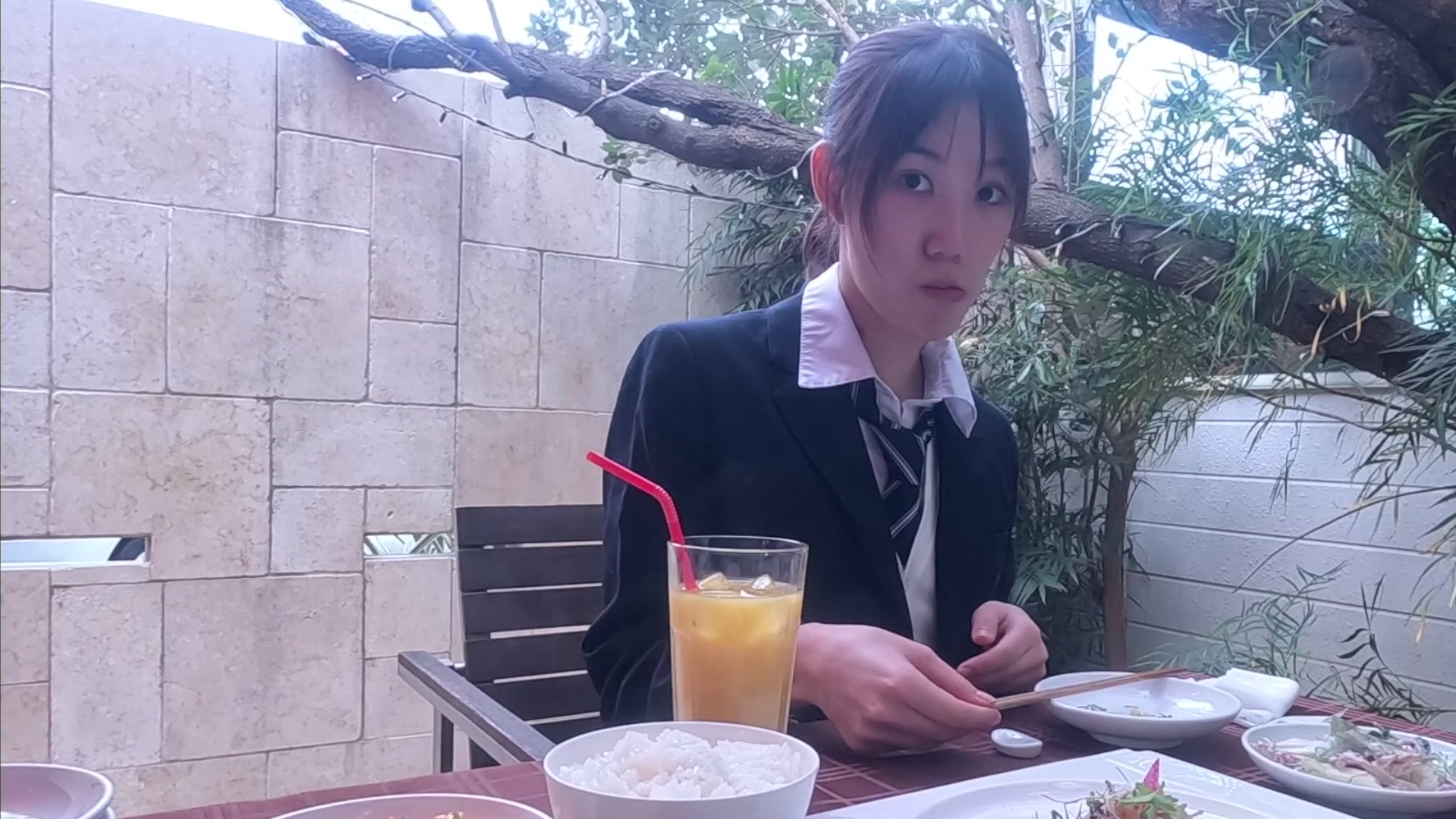 (HD1080P)(推しの仔)(fc4156973)イズ顔射に激ビビり。Gスポ責めの痙攣潮吹きで産まれたての小鹿へ。。。更にぎこちなさすぎる初フェラ解禁！！ (1)