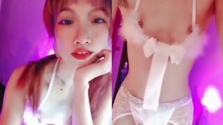 高阶萌妹,龅牙骚气1