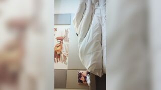 《爱情故事》渣男约网恋少妇酒店开房如何强搞妹子上床看得不少正义网友扬言要BJ,门票大卖