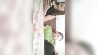 《农民工探花》城中村鸡窝6月7日连续干了4炮无套越战越勇其中一个小姐B形不错连续肏她两次