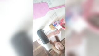 《农民工探花》城中村鸡窝6月7日连续干了4炮无套越战越勇其中一个小姐B形不错连续肏她两次