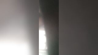 《专攻足疗按摩店》胖哥性欲旺盛逛了4家店边服务边聊谈成后就搞撸了2次干了2炮肏的太猛把套子留逼里了