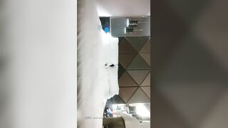 【91沈先生】几万现金桌上摆，老金口才了得忽悠妹子开心，屌太大插得妹子捂肚子求饶