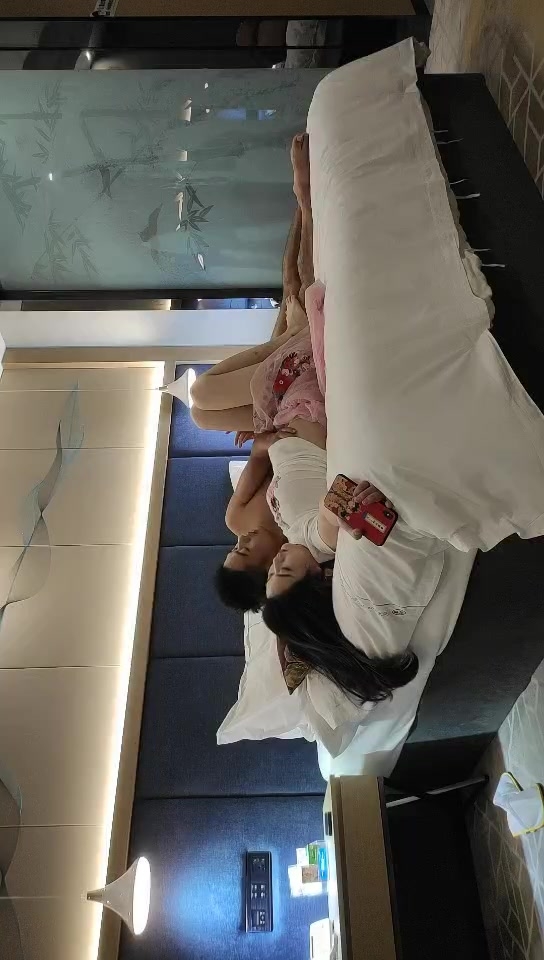 【和护士姐姐】泡良达人，极品护士小少妇，酒店相会偷情，美胸翘臀，温柔可人聊天打炮，激情啪啪