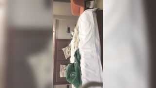 【古月探花】网红脸外围小少妇，白嫩圆润美臀满分，欲拒还迎俩人对白很精彩有趣，小哥啪啪射出共度欢乐一刻