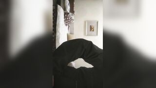 【大王叫我来巡她】国人老哥俄罗斯探花，爆乳肥臀大洋马，性感丁字裤猛扣穴，还挺猛搞了妹子两炮