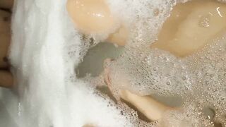 『网红』极品抖音妹丝袜足交大尺度私拍女仆装女神啪啪视频流出 身材不错的小嫩鲍被连续抽插各种玩弄 高清720P完整版