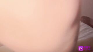 美女欠下高额贷款无力偿还 用身体还债换上情趣女仆装让债主啪啪