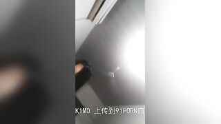 出租屋房里小情侣完美性爱过程，国语对白真实又刺激