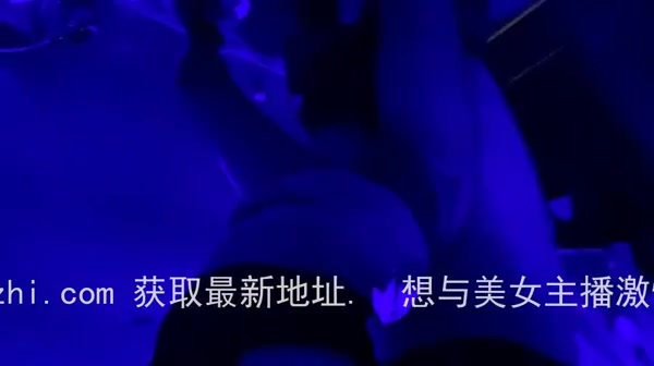 酒吧厕所草喷内射
