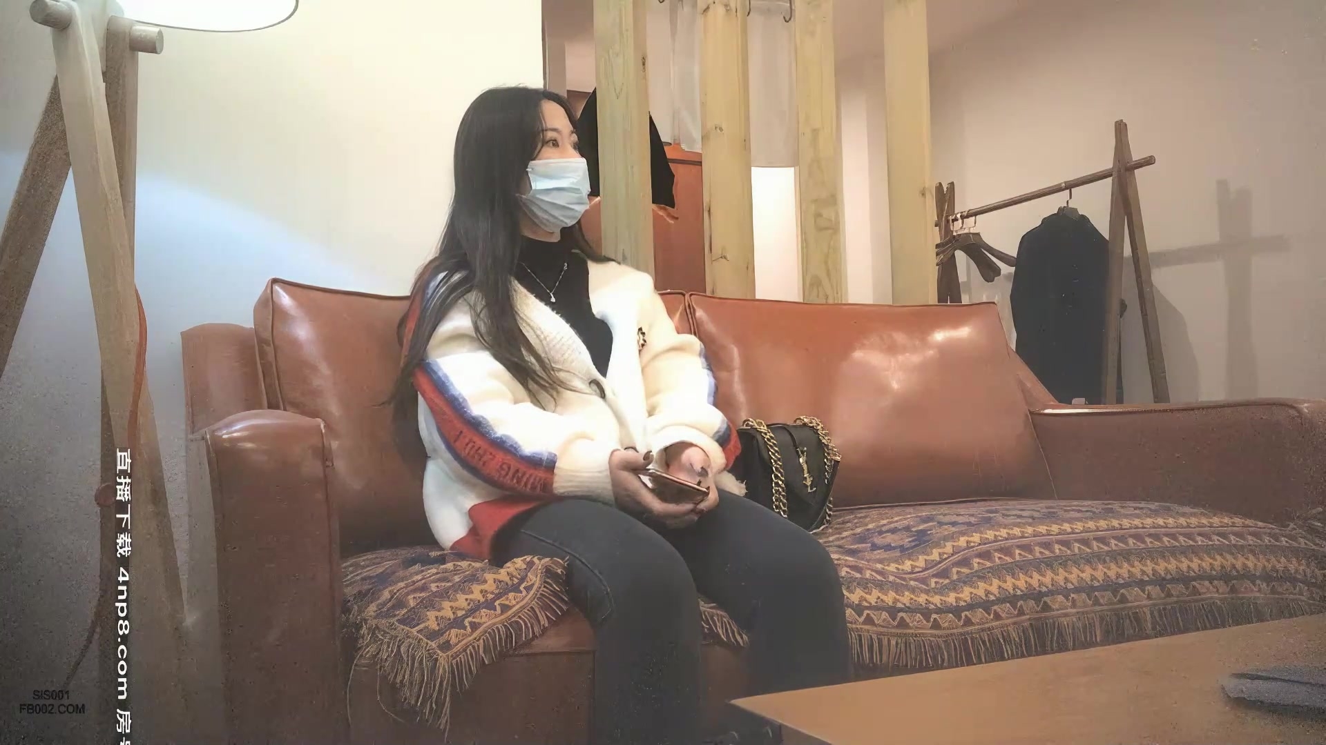 91沈先生探花两个嫩妹留一个，长相甜美深喉口交抬腿猛操 - 91XX视频