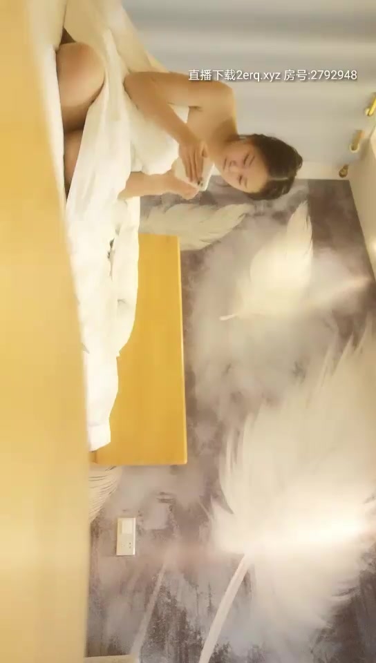 【渣导小徒】约了个苗条身材萌妹子，休息下再来第二炮69互舔大力猛操，很是诱惑喜欢不要错过