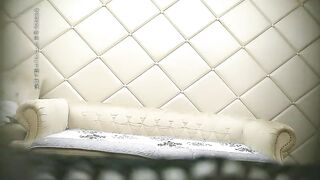 七天高端外围约了个白衣黑裙性感妹子啪啪，撩起裙子各种肉丝摩擦口交撕裆骑乘猛操