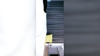 专操外围美女探花大咖【柒夜寻花】今晚挑战外围女招牌动作摔逼 热情主动 吹箫调情 舌吻深喉姿势多变