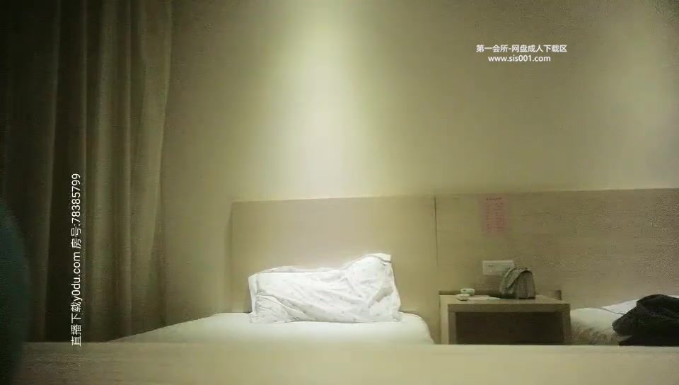 【赵公子探花】上海大哥约战小少妇，温柔如水，大长腿翘臀，圆润的屁股撅起来挺诱惑