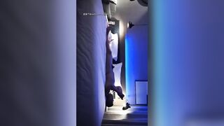 二狗全球探花约了个白色长裙少妇TP啪啪，沙发调情口交上位骑坐自己动，猛操呻吟娇喘最后被发现了