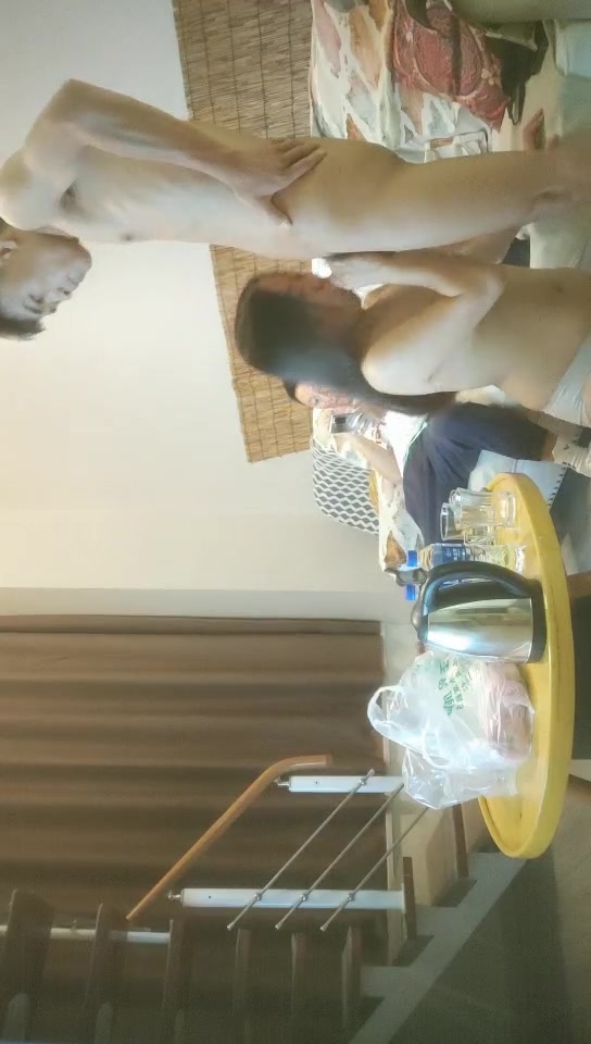 【换妻极品探花】今晚黑皮单约小情侣20岁！绿帽男拍摄刺激