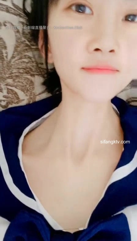 三月下海最极品的萝莉，03年刚满19岁的无敌粉嫩萝莉 JK制服，瘦瘦的身材 极品蜜臀，初恋的感觉