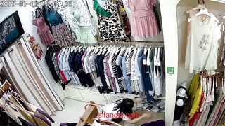 豹纹内黑胸罩试衣