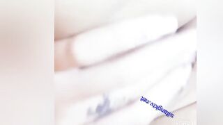 重磅来袭~~秀人模特 【欣杨】 最新道具抠逼 呻吟浪骚！