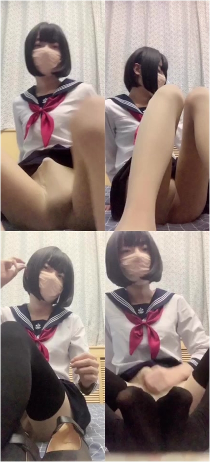 极具性感CD鹿久久 穿戴丝袜包裹着鸡巴，不停用手摩擦鸡巴和龟头，漫漫发热，受不了啦啊啊啊啊精液射穿丝袜！