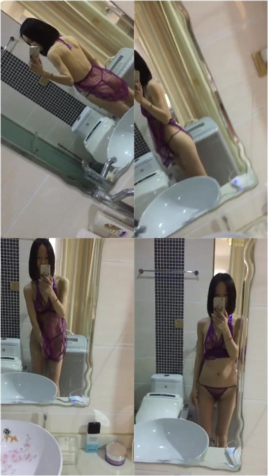 来自炮友的诱惑，中午穿着紫色内衣，镜子前拍来深情的诱惑，穿的这么骚 估计又想被干了！